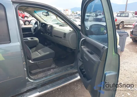 2011 Chevrolet Silverado 1500 Ls z USA, uszkodzony, nr VIN 3GCPKREA8BG153514